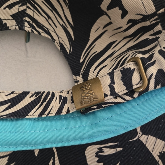 NWOT Chubbies Hat - Picture 7 of 7